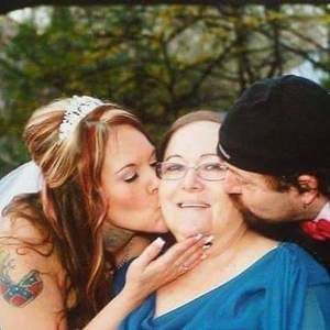 Meet your Posher, Dione